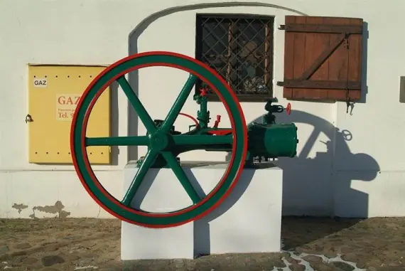 Gorzów Wielkopolski - PKS - Autobus et autocars - Transports - Attractions et monuments